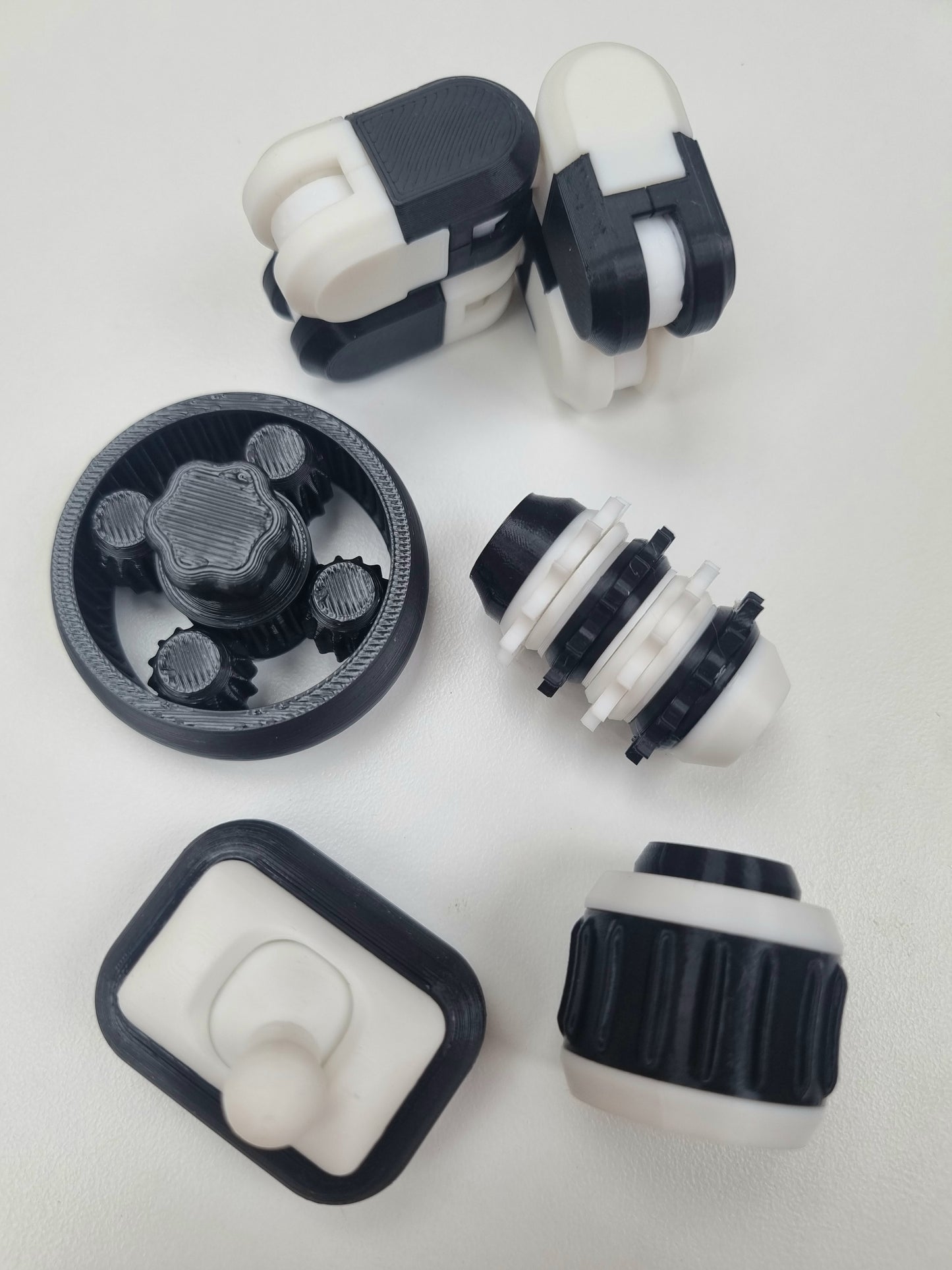 Gear Twist Desktop Fidget