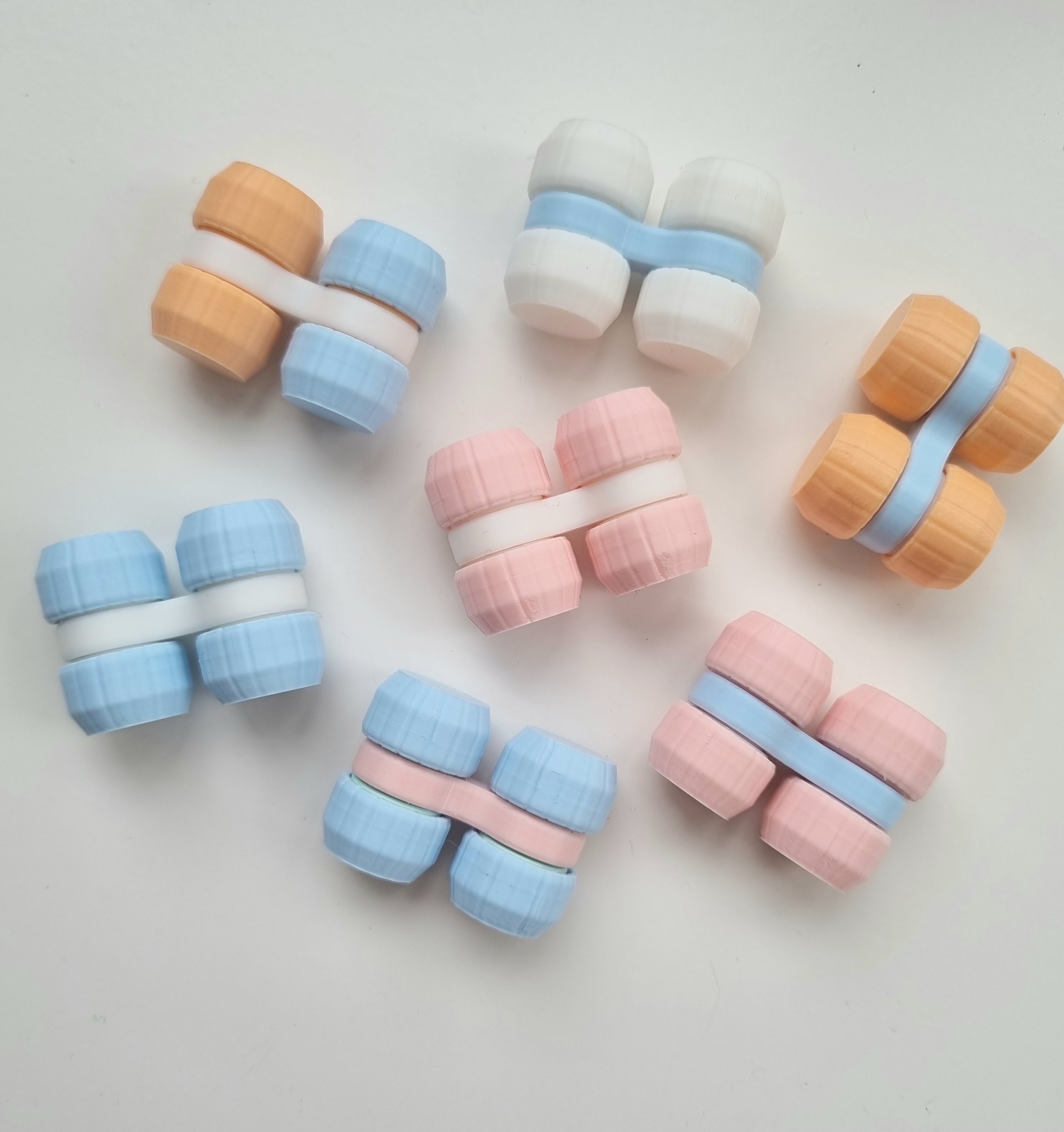 Leading designer of discreet fidgets for adults | Fidgets by Amelie ...