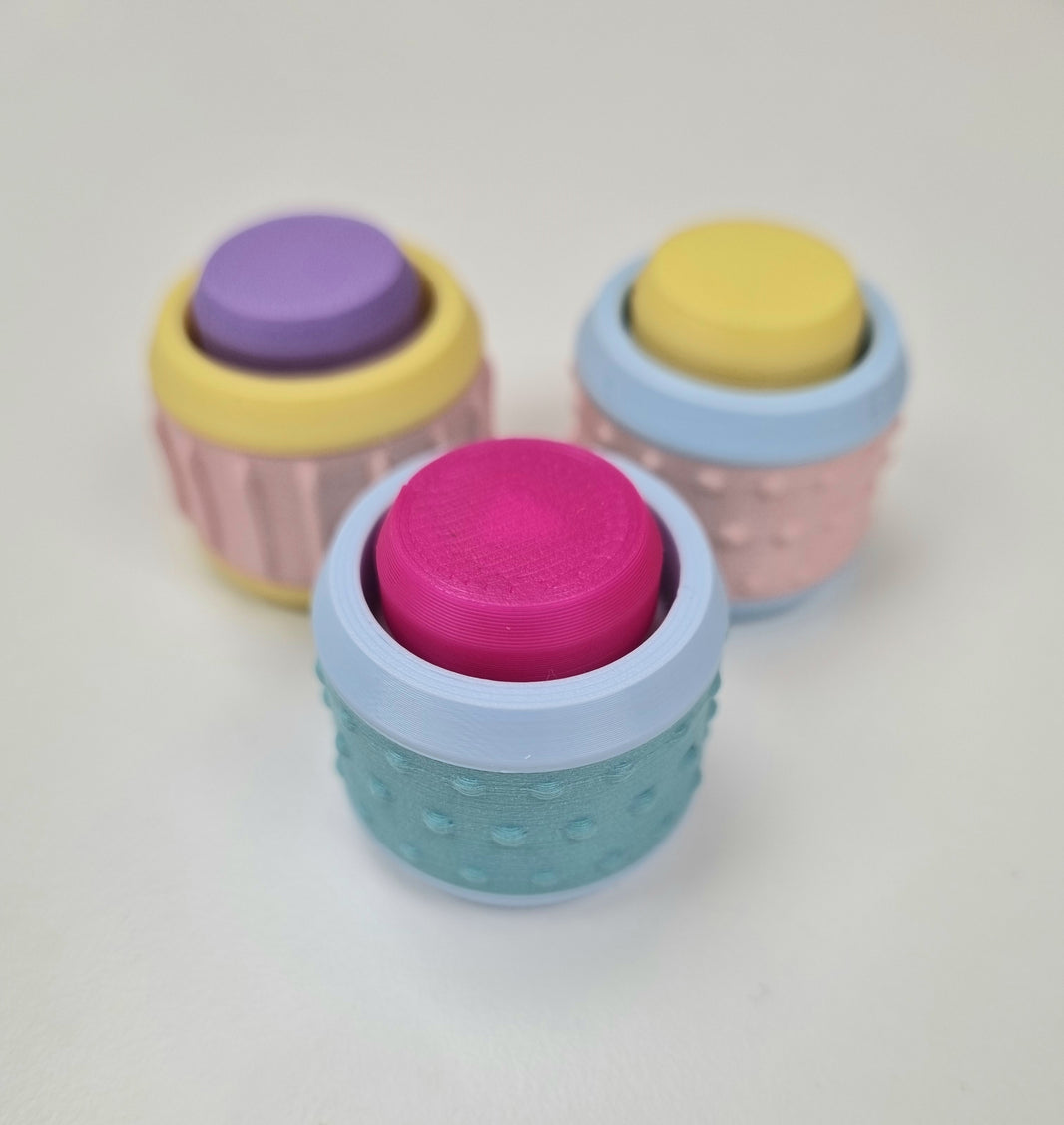 Leading designer of discreet fidgets for adults | Fidgets by Amelie ...