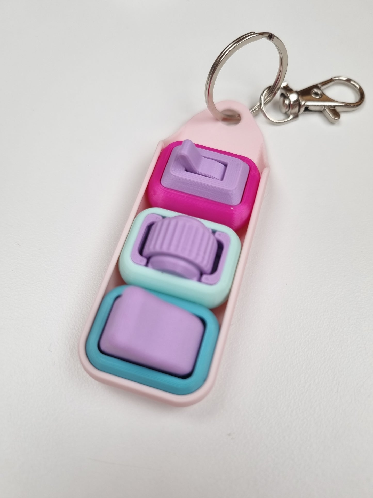 BLACK FRIDAY SALE - Nano Keychain with 3 fidgets