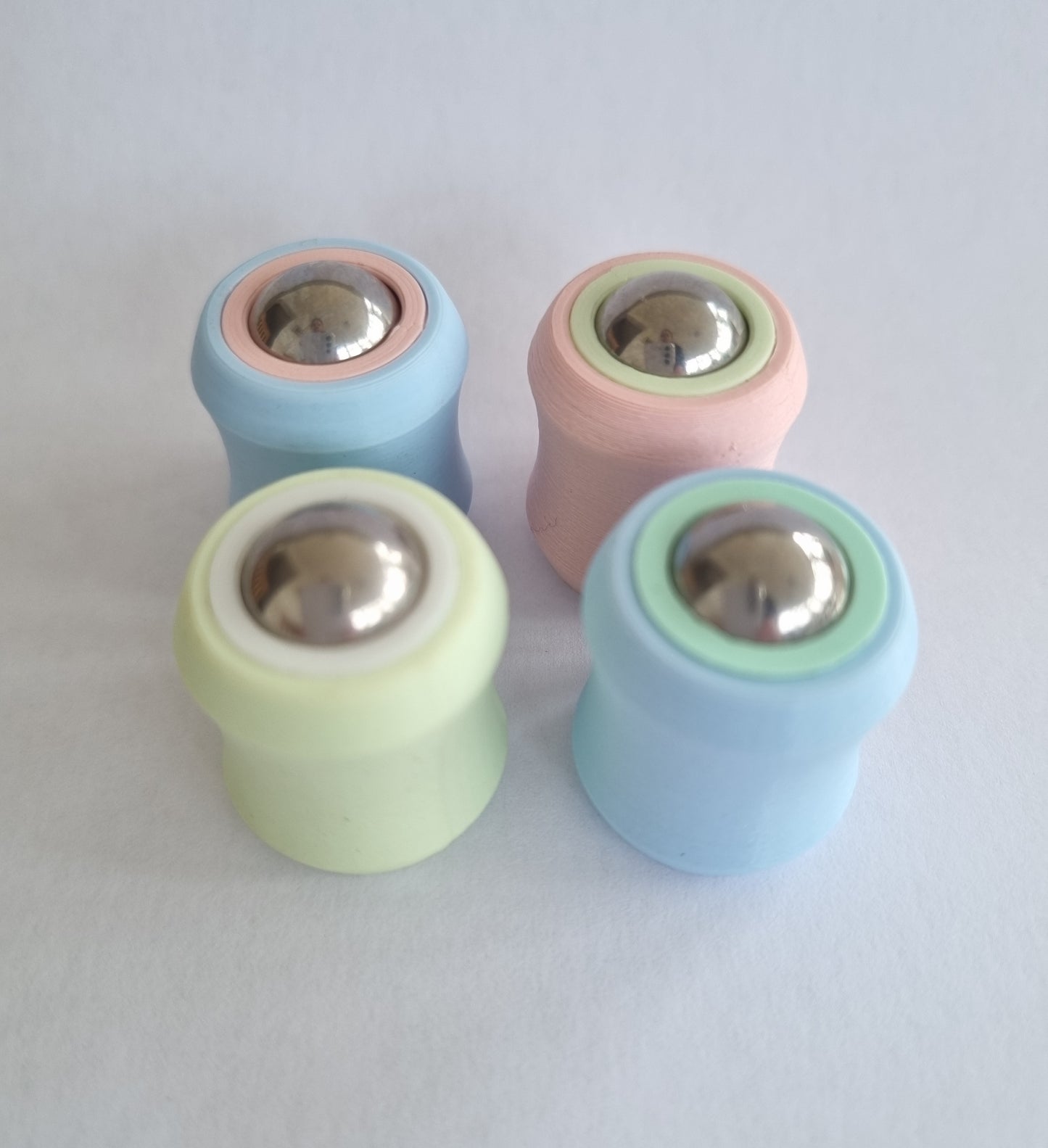 Clicky Single Roller Ball