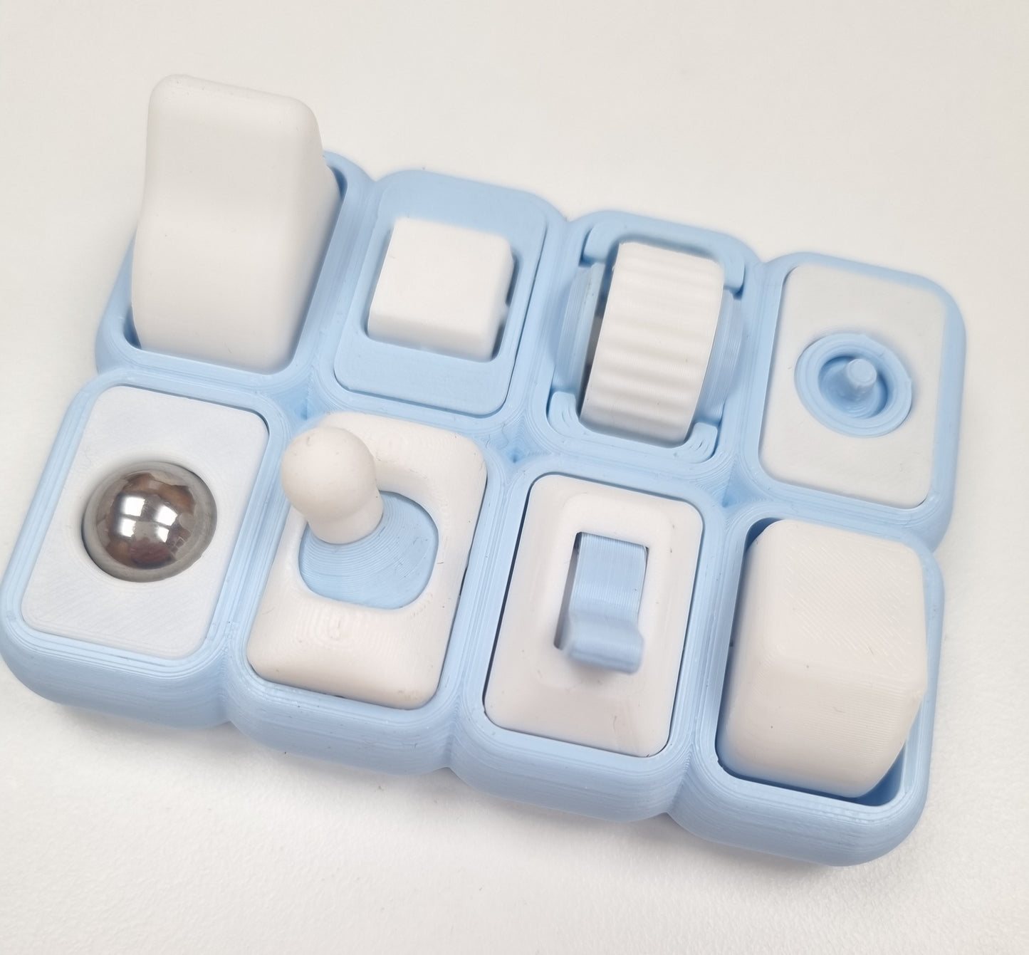 Octo-Mix - 8 fidgets in one!