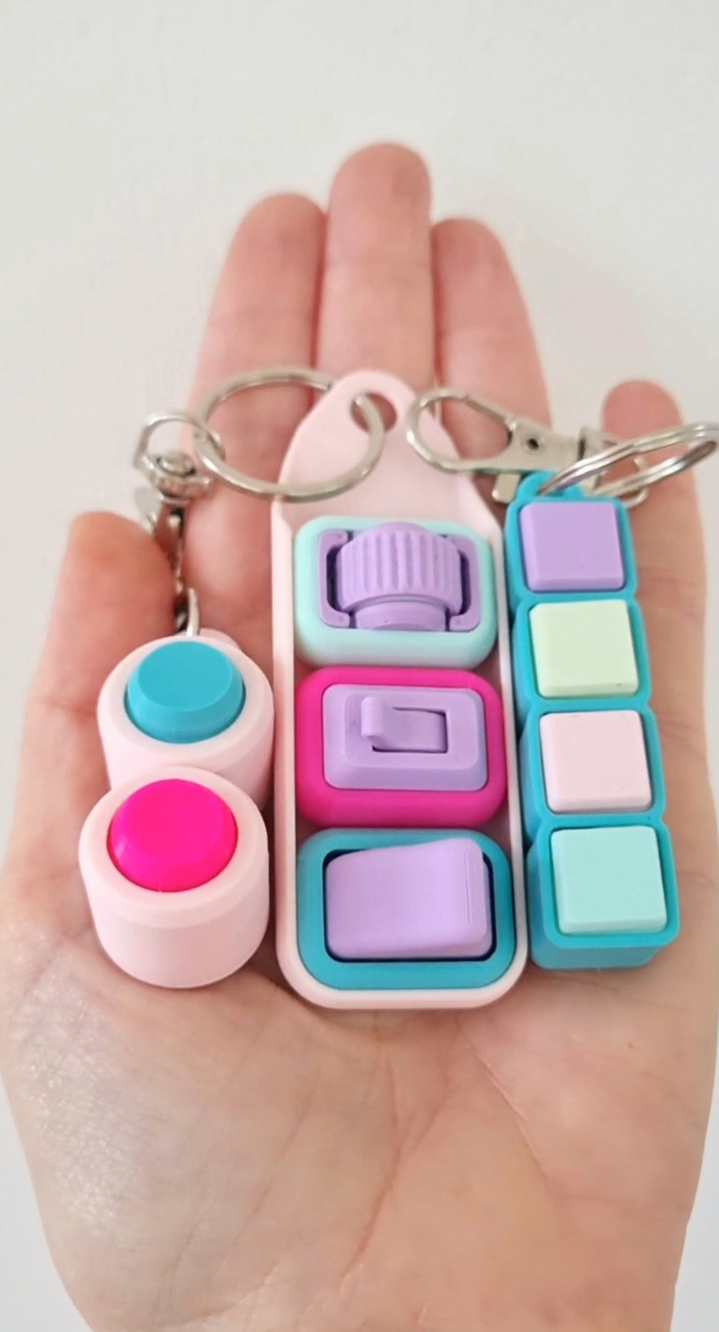 BLACK FRIDAY SALE - Nano Keychain with 3 fidgets